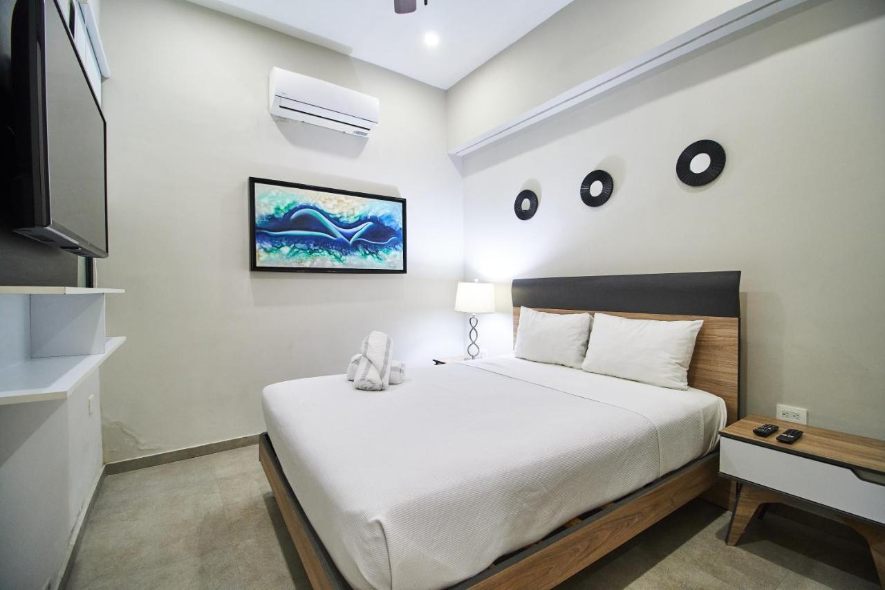 Torre 42 Playa Del Carmen By Lockey Aparthotel Exterior foto