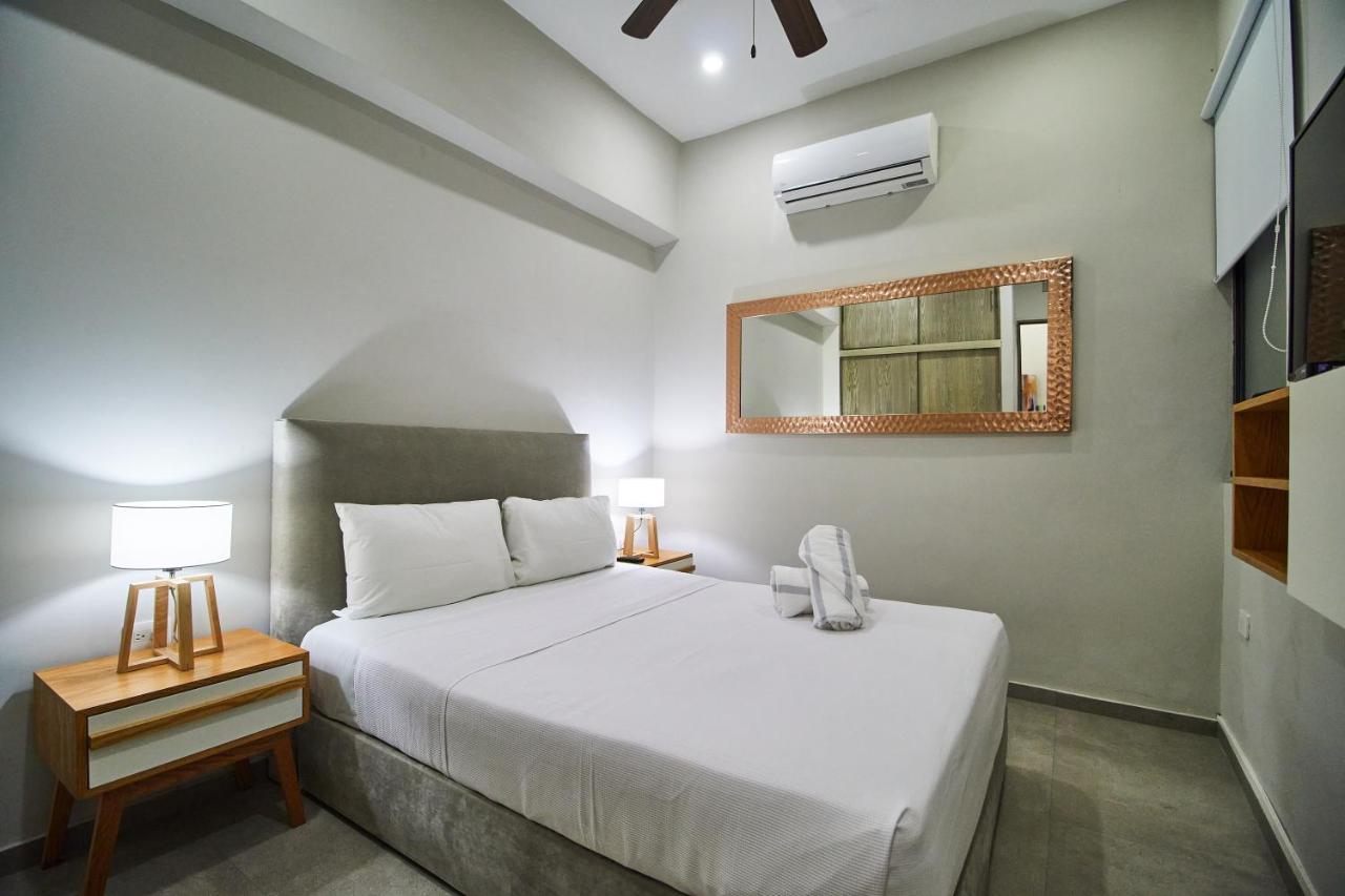 Torre 42 Playa Del Carmen By Lockey Aparthotel Exterior foto